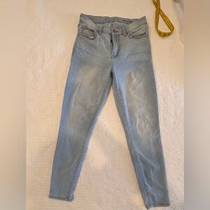 Light wash Skinny Jeans with Tapered Legs skinny size 7 no tag stretch high